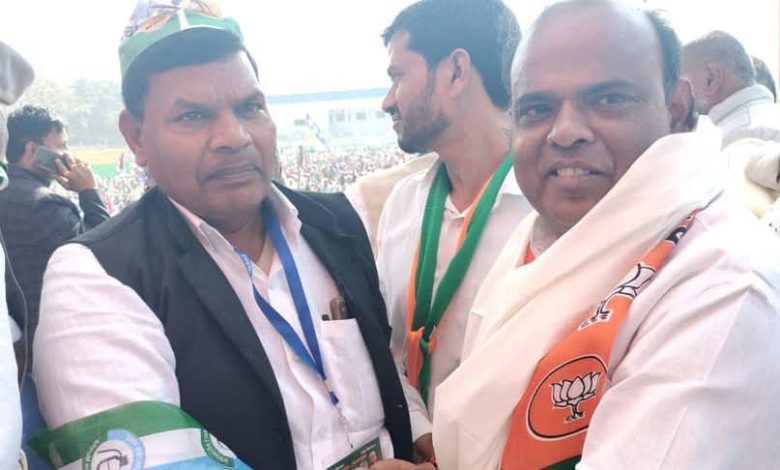 आज औरंगाबाद के गेट स्कूल के मैदान में आयोजित NDA के जिला सम्मेलन में सम्मिलित हुआ। BJP Bihar Vinod Tawde Nityanand Rai Dilip Jaiswal Samrat Choudhary Bharatiya Janata Party (BJP)
