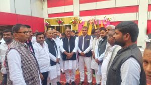 आज दिनांक 5/2/25को विभिन्न कार्यक्रम में हिस्सा लिया। आरा में अपने मित्र दधपी  पंचायतके पूर्व मुखिया राम सुन्दर यादव जी की
 पुत्री की रिंग सिरोमणी आरा ग्रैंड रिजॉर्ट आरा में ,आरा में ही वाणिज्य कर विभाग के संयुक्त आयुक्त नरेश कुमार जी आत्मीय मुलाकात, औरंगाबाद चतरा लाला बाबू के घर लिट्टी चोखा, विजय बाबू के घर सम्मान समारोह, एवं पोखरा पंचायत के जगदीशपुर में श्रद्धांजलि सभा में अपने मित्रों के साथ उपस्थित हुए।